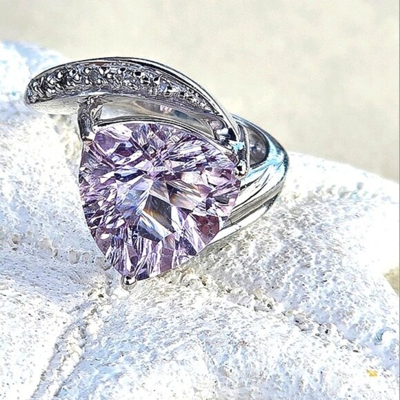 925 Sterling Silver Ring with Natural Pink Amethyst Gem & CZ - Picture 4 of 12